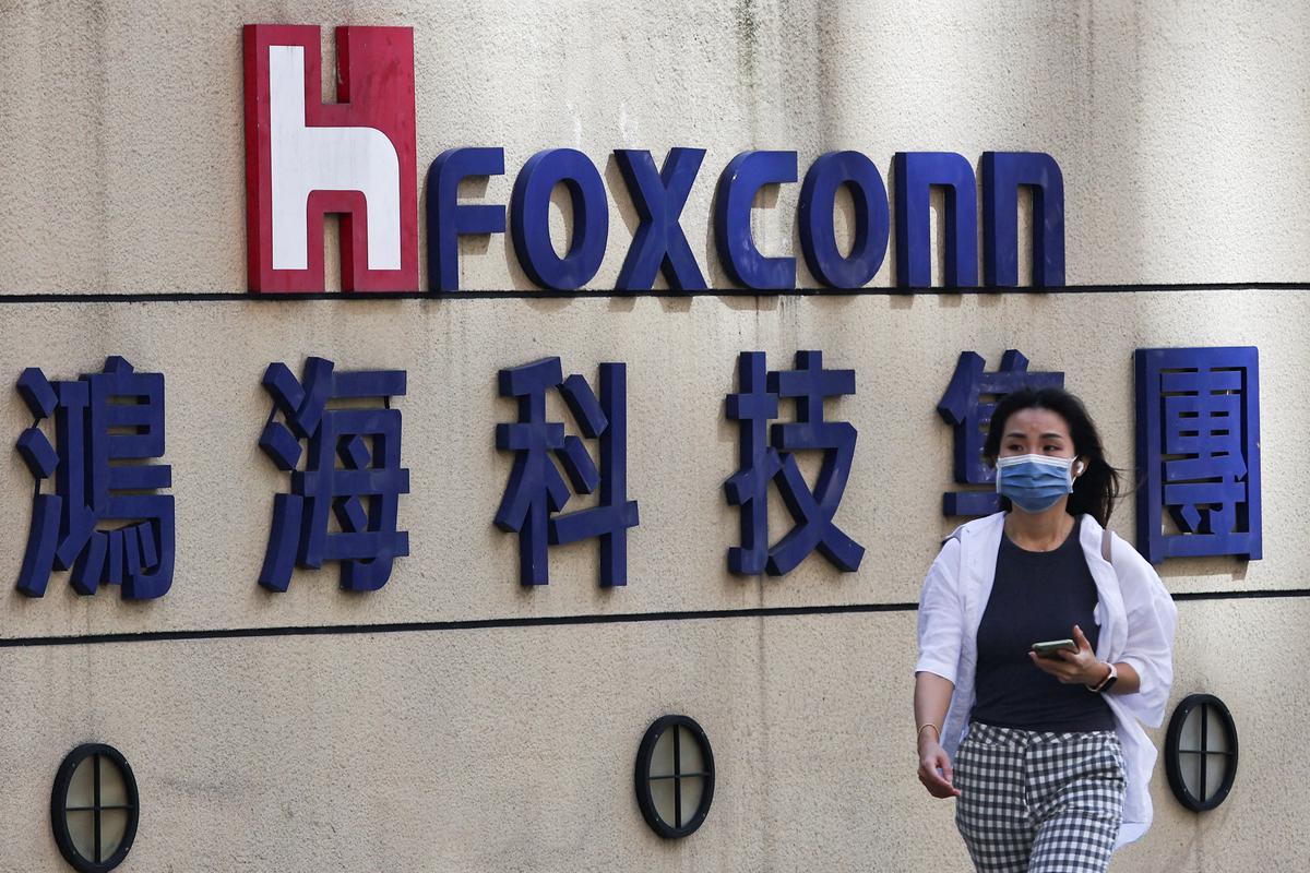 Apple supplier Foxconn plans to quadruple workforce at Tamil Nadu plant