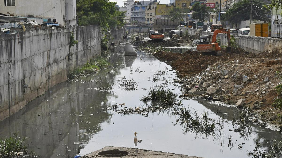 Man drowns after slipping into storm water drain during rain in Bengaluru