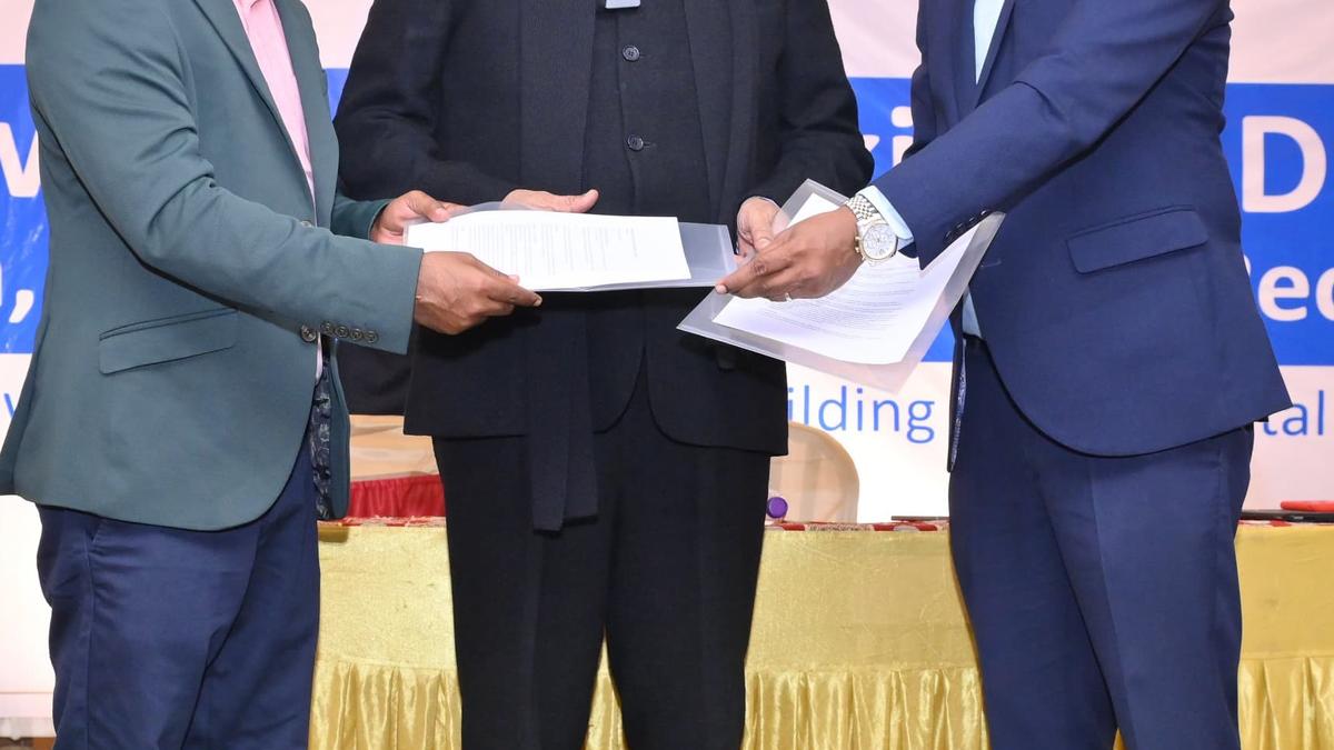 Former MP emphasises importance of equipping youth with emerging technologies