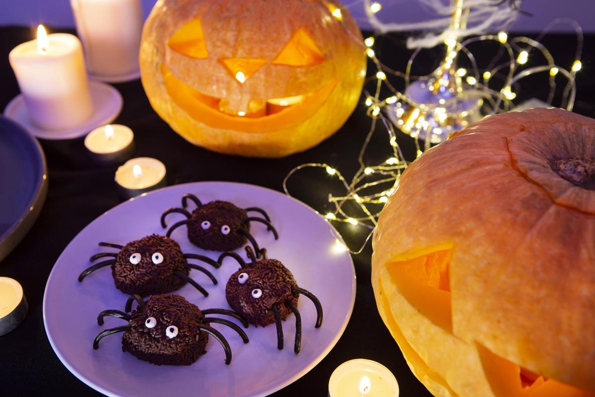 গ্র্যান্ড মার্কিউর ব্যাঙ্গালোরের মেনু থেকে খাবার