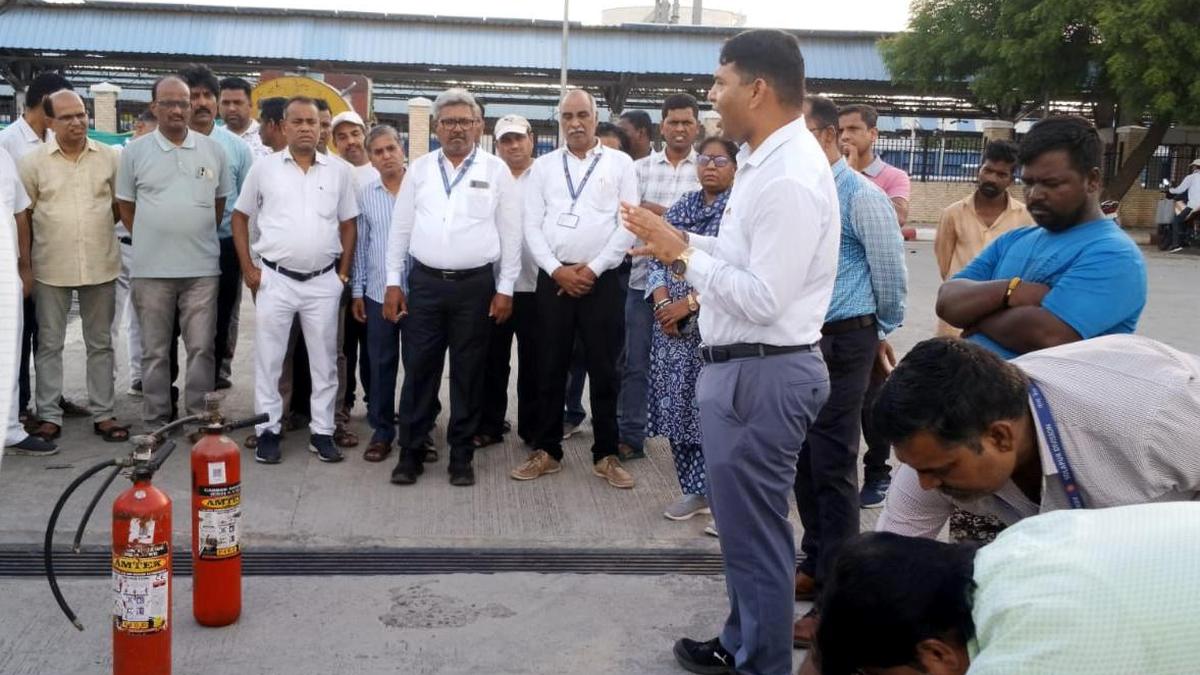 Central Railway conducts fire safety seminar for TTEs in Solapur