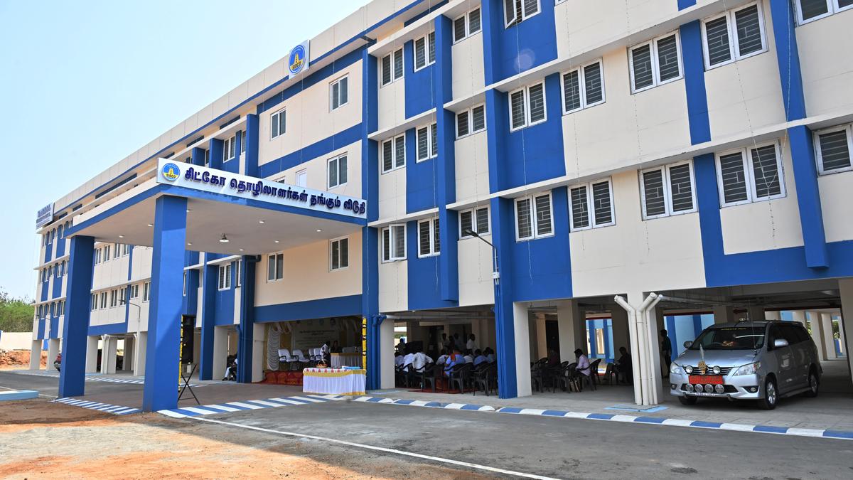 T.N. Chief Minister M.K. Stalin inaugurates accommodation for workers at SIDCO Industrial Estate in Coimbatore
