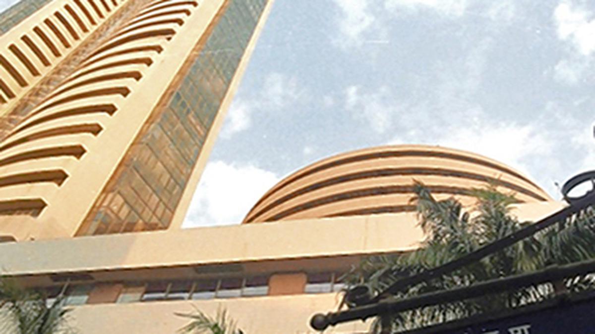 Markets settle lower after RBI policy; continuous foreign fund outflows dent investors’ sentiment