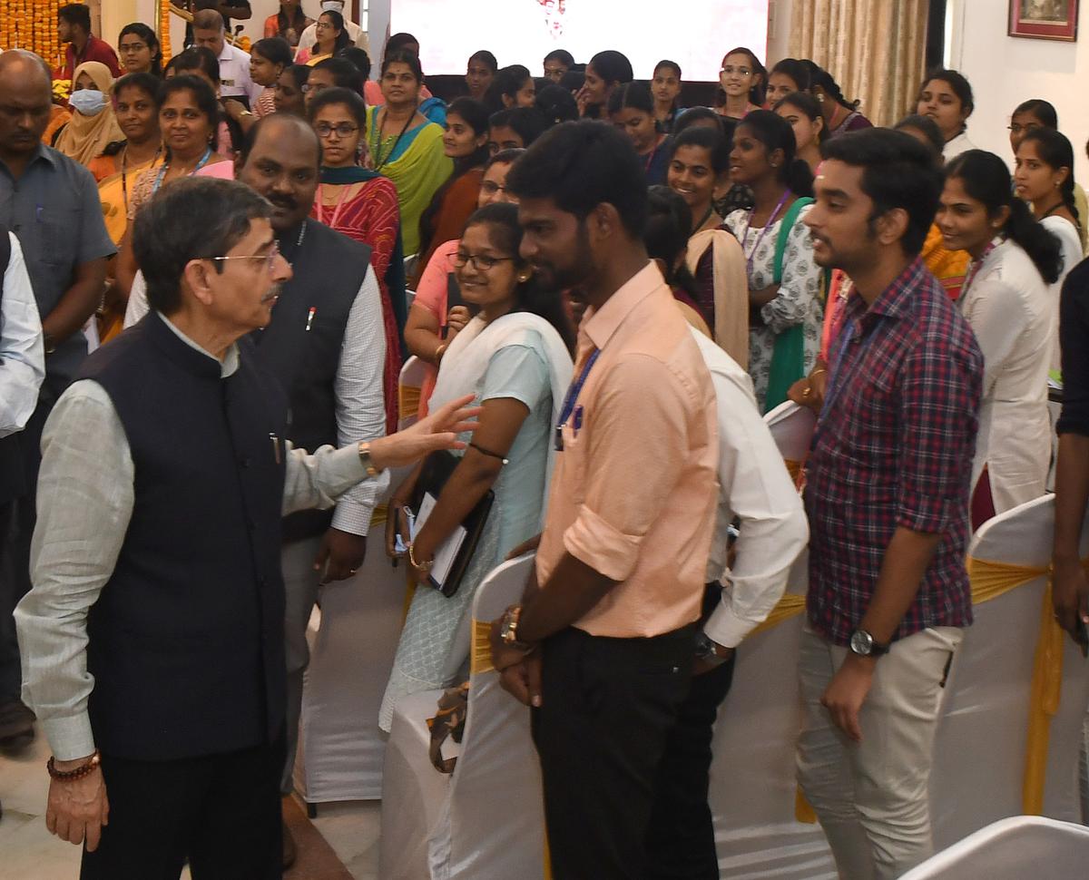 Tamil Nadu Governor inaugurates Ek Bharat Shrestha Bharat programme