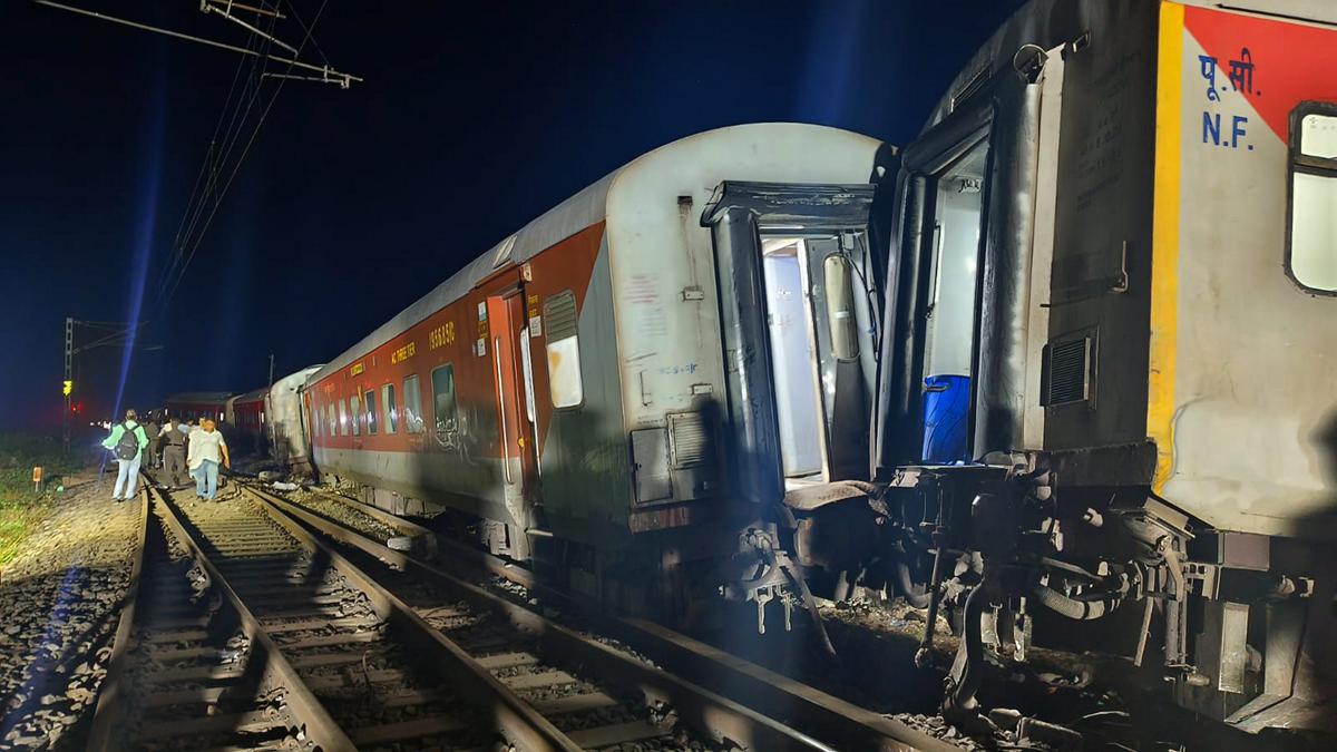 Résumé du matin |  « L’Opération Ajay » vise à évacuer les ressortissants indiens d’Israël ;  4 morts et plus de 70 blessés dans le déraillement d’un train au Bihar