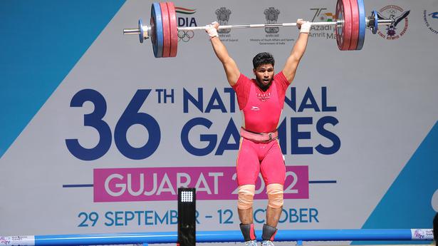 Ajith rewrites Achinta’s clean and jerk record in the National Games weightlifting
