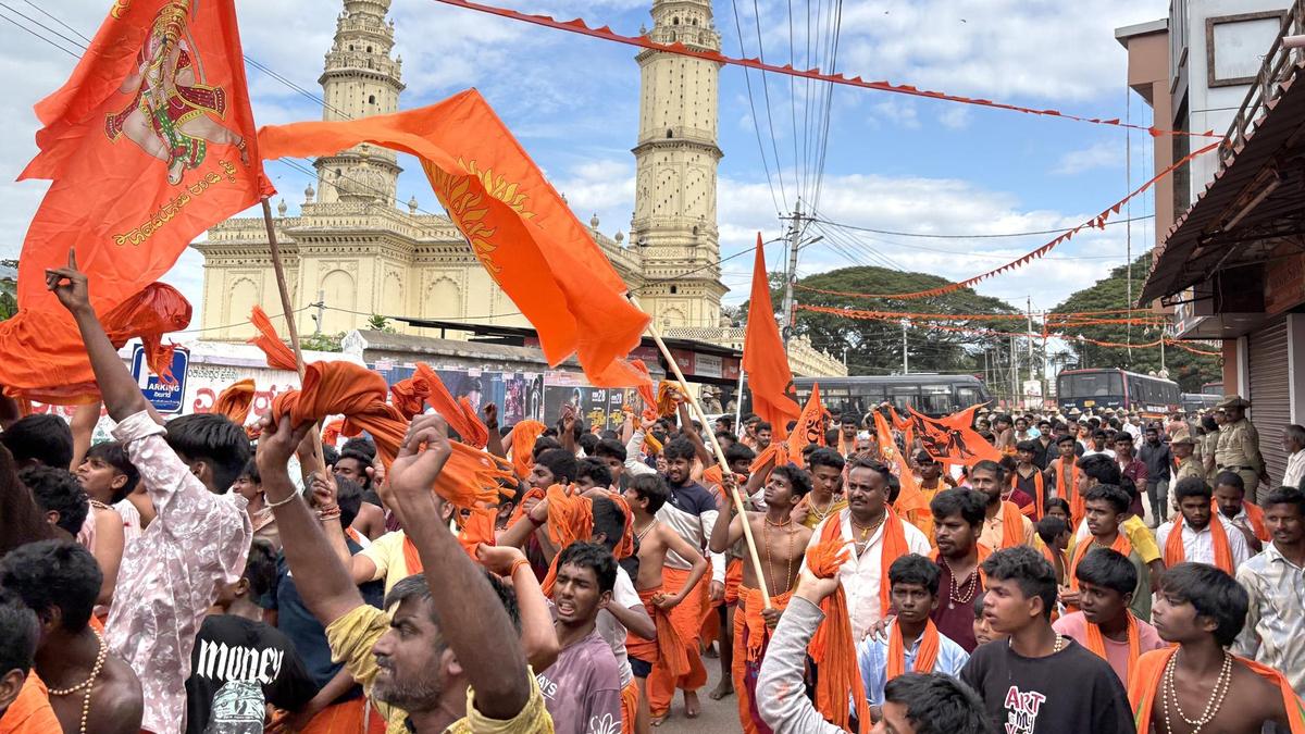 Hanuma Maale Sankirtana Yatra held amid tight security in Srirangapatana