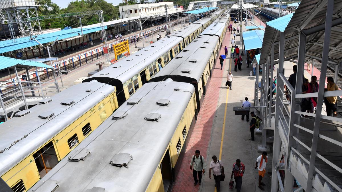 Goods wagon derails near Chengalpattu, suburban train services to Chennai hit