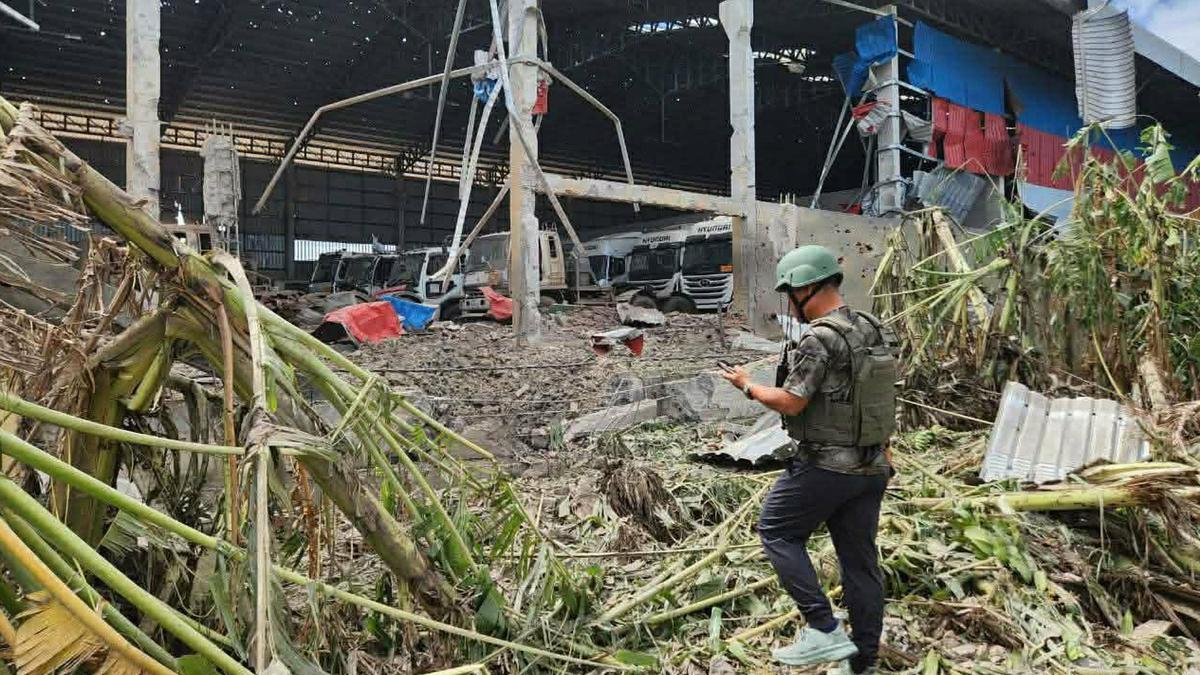 Thailand carries out more airstrikes on Cambodia as deadly border conflict flares Thailand carries out more airstrikes on Cambodia as deadly border conflict flares