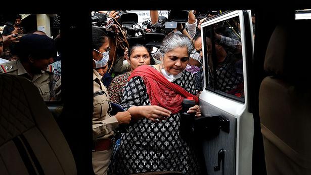 Ahmedabad court reserves order on bail pleas of Teesta Setalvad, Sreekumar