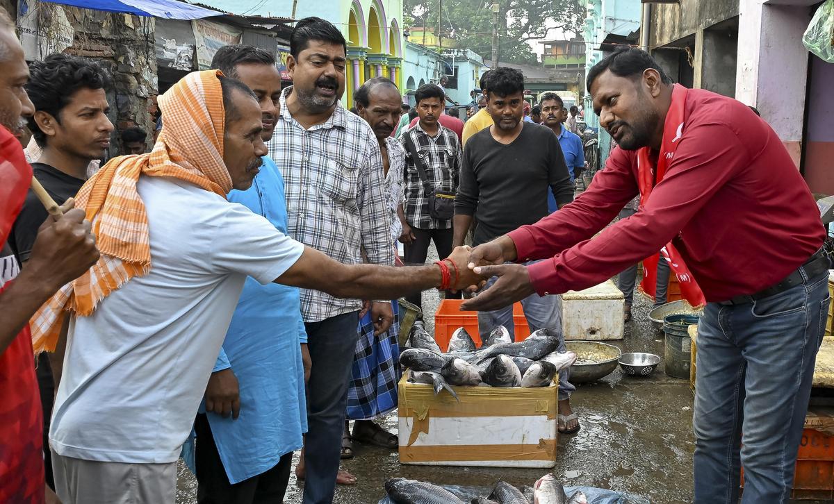 CPI(M) candidate Soumen Mahato campaigns for the Santipur Assembly constituency ahead of the state Assembly elections, in Nadia, West Bengal, on Friday, March 20, 2026. CPI(M) candidate Soumen Mahato campaigns for the Santipur Assembly constituency ahead of the state Assembly elections, in Nadia, West Bengal, on Friday, March 20, 2026.