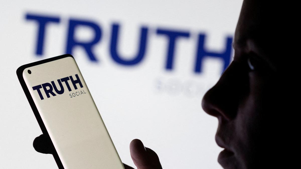 Two key tech execs quit Truth Social after troubled app launch