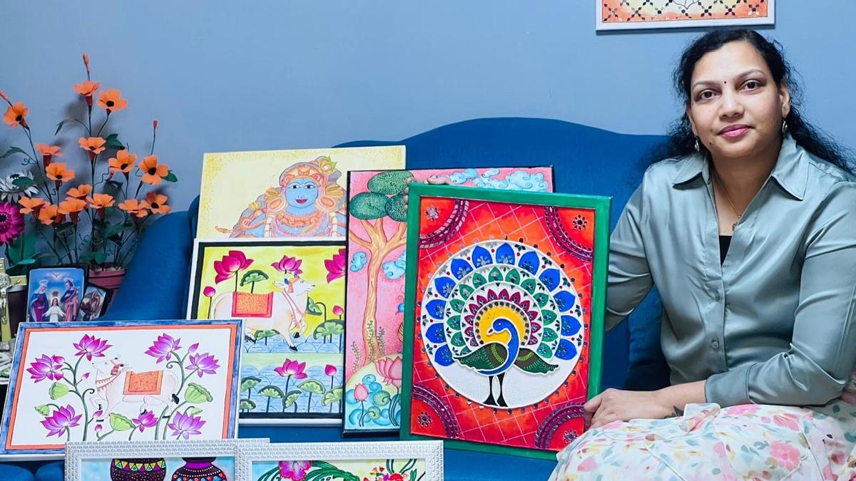 From Alappuzha to Saudi Arabia, homemaker wins Guinness title in paper flower art
