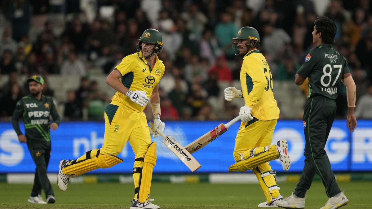 Crisis manager Cummins guides Australia to tense win over Pakistan