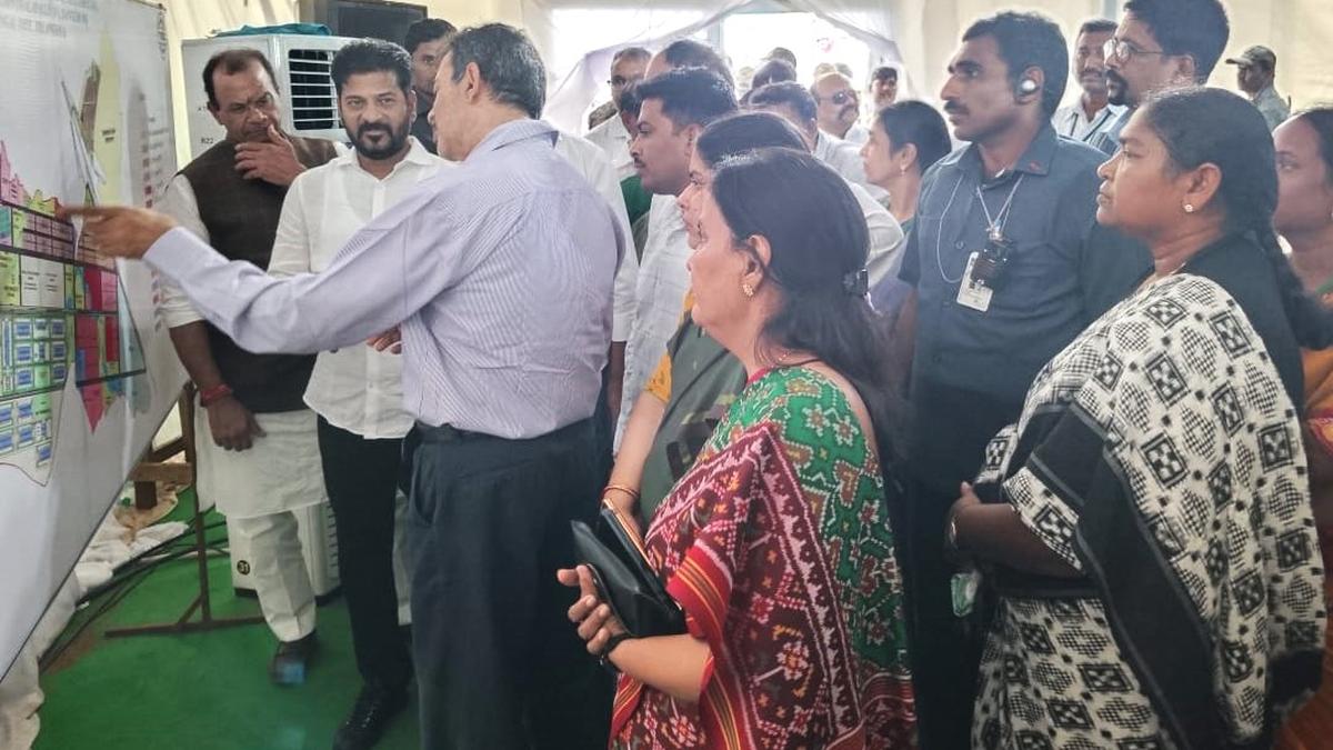Telangana CM Revanth visits Warangal, asks officials to sanction ₹5 lakh assistance to KMTP land oustees  