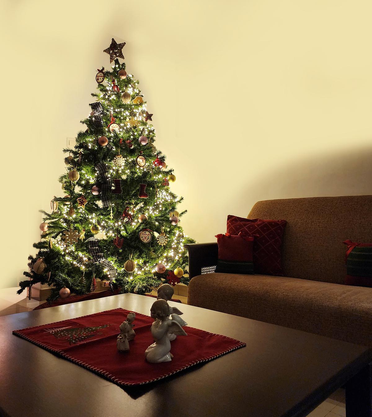 Shiny Eapen's Christmas home decor Shiny Eapen's Christmas home decor