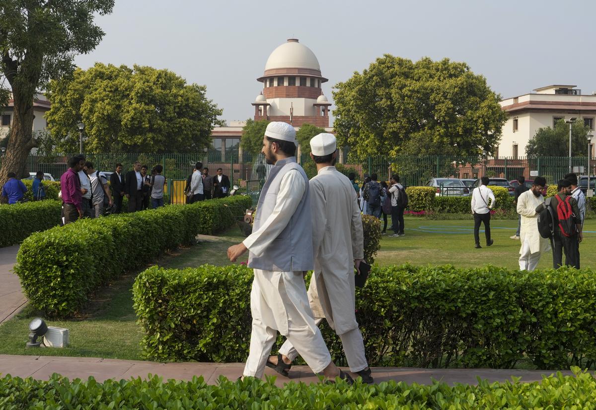 Waqf Amendment Act Supreme Court hearing highlights: Centre says won't  denotify properties, SC grants it 7 days to reply to pleas - The Hindu