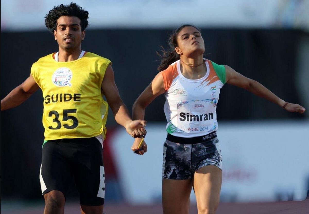 Simran Sharma wins gold in the Women’s 200m T12 final at the World Para Athletics Championships in Kobe on May 24, 2024. Photo: X/@ParalympicIndia