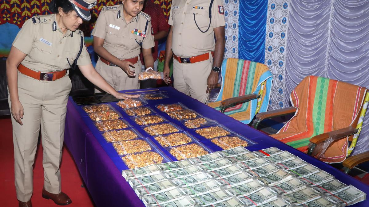 Karimangalam highway robbery of Coimbatore jeweller cracked, Kerala men arrested