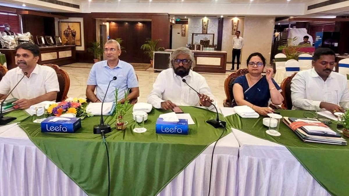 Forest Minister asks officials to clear encroachment of forest land reported after 2015