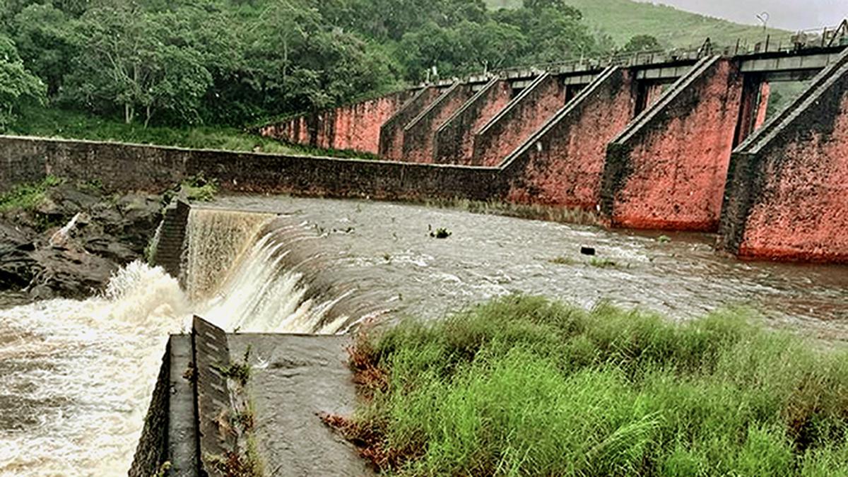 Water level in Mullaperiyar dam stands at 119.15 feet