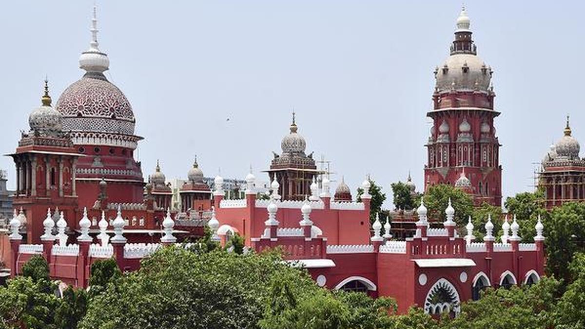 Madras High Court orders vigilance inquiry into charge of senior advocate having received ₹50 lakh to pay to a Judge