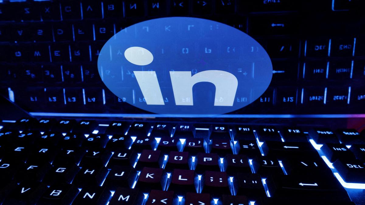LinkedIn's AI hiring agents on track for $450 million in yearly revenue