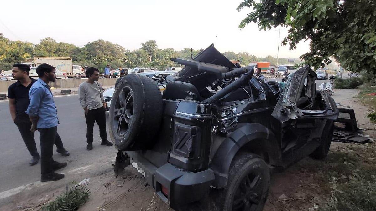 At least five killed, one injured after speeding Thar collides with divider on Delhi-Gurugram Expressway