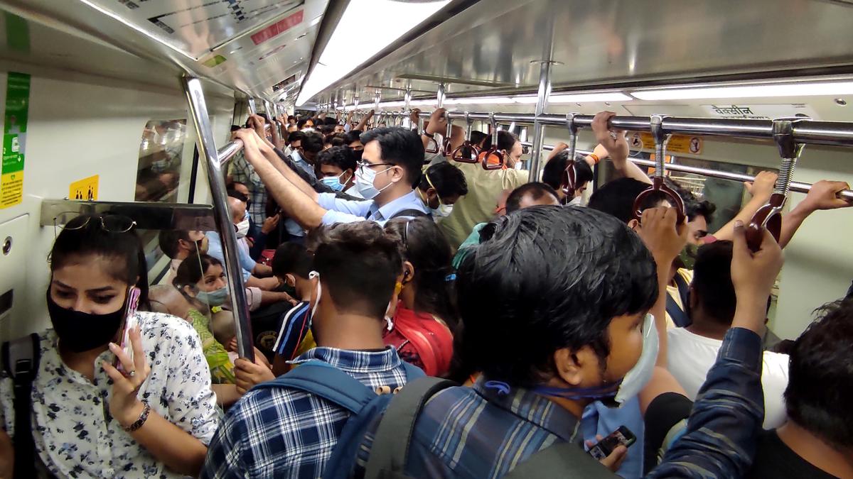 Explained | How can the woes of Delhi Metro users be solved?
Premium