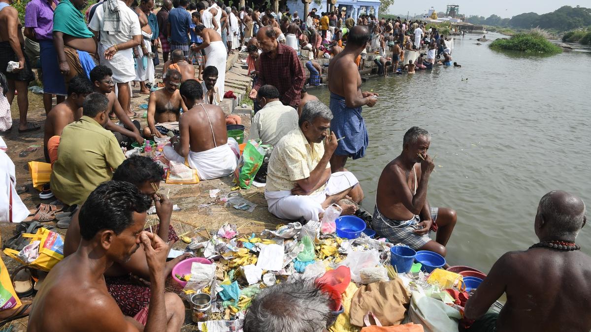 Thai Amavasai prayers offered