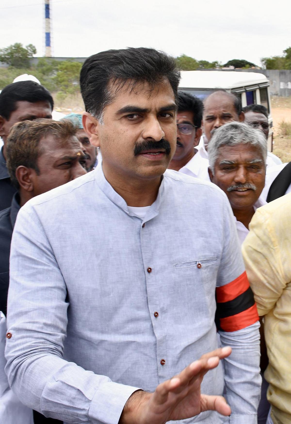 Durai Vaiko hits out at BJP MLA in Modakkurichi, questions implementation of schemes