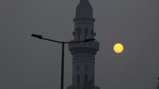 Pakistan Smog 04062