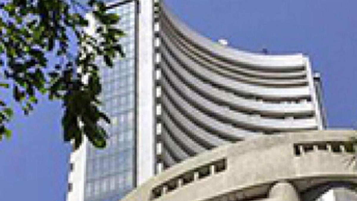 Sensex climbs 165 points amid foreign fund inflows