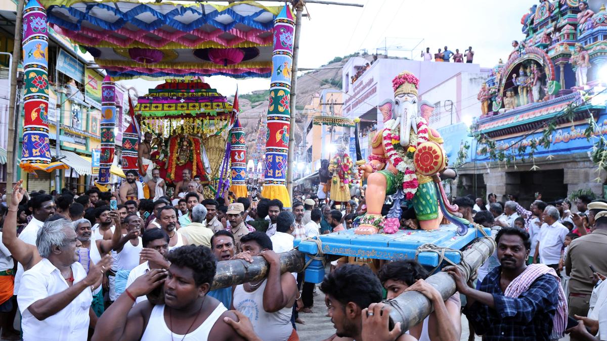 Thousands of devotees throng Tirupparankundram temple for ‘Soorasamharam’