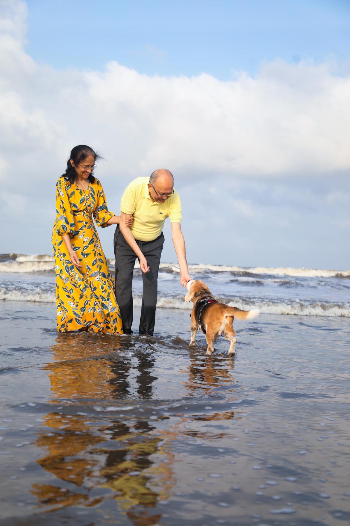 Leo with Sunil Shah and Anjali Shah; Photograph by Saloni Khatri