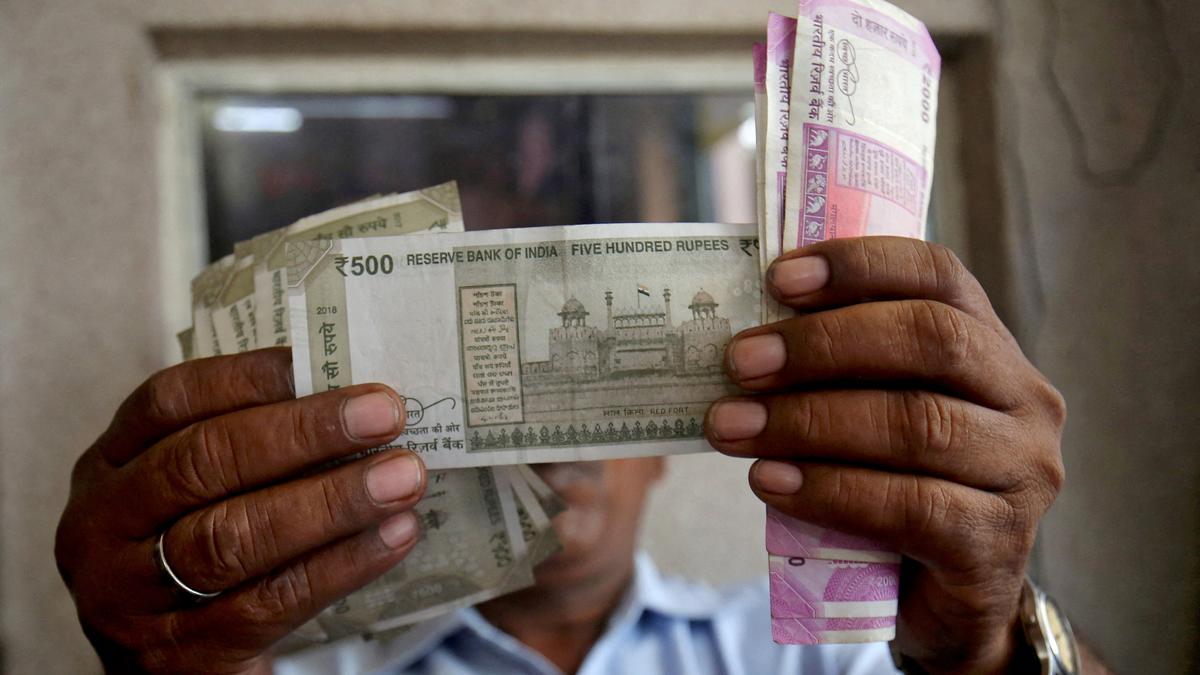 Rupee trades in narrow range against U.S. dollar in early trade