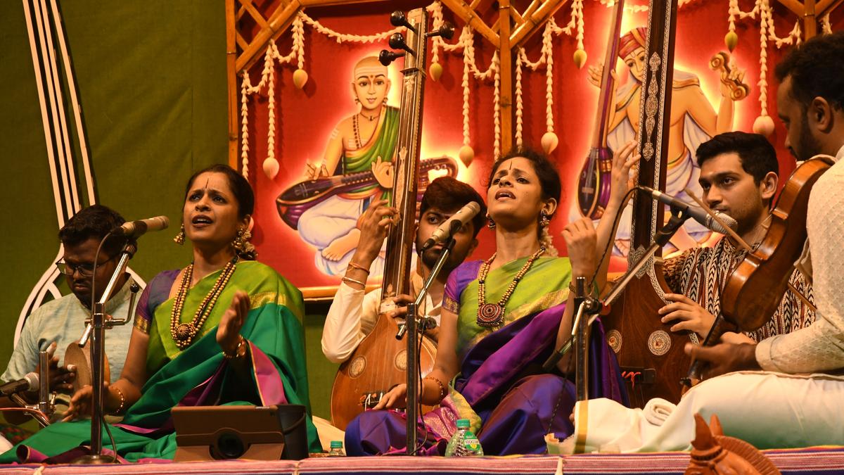 Akkarai sisters render concert with high rasa orientation