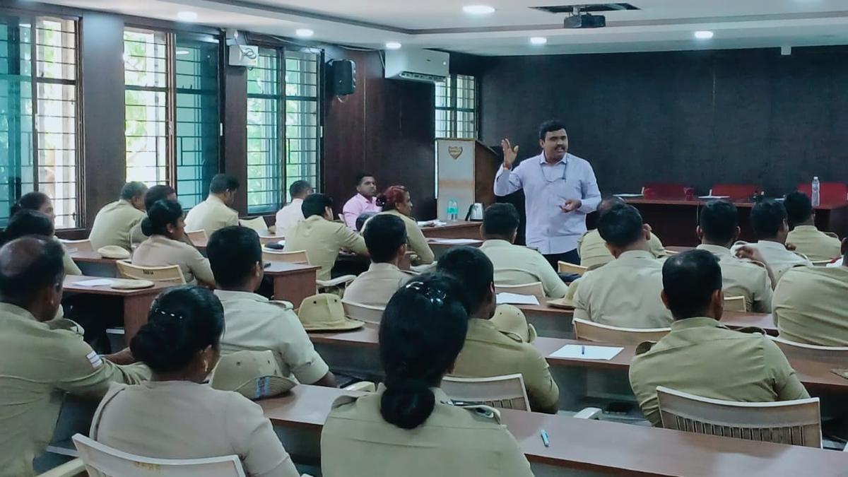 Mental health training for police personnel in Mandya