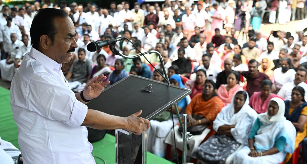 Leader of the Opposition V.D. Satheesan addressing members of trade unions affiliated with the United Democratic Front at a meeting held in solidarity with the nationwide strike in Kochi on Wednesday.  