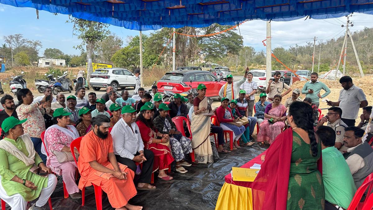 Opposition to cut trees for flyover at Devalapura Cross on ring road in Mysuru