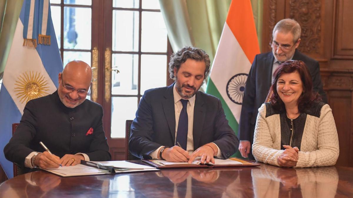 India and Argentina sign social security agreement for professionals