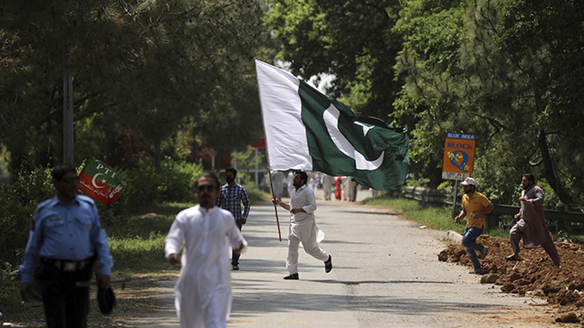Pakistan Cabinet approves signing of security pact with U.S.: Report
