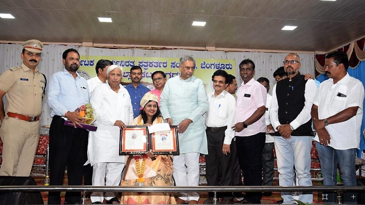 Stress on need for wider coverage of real issues