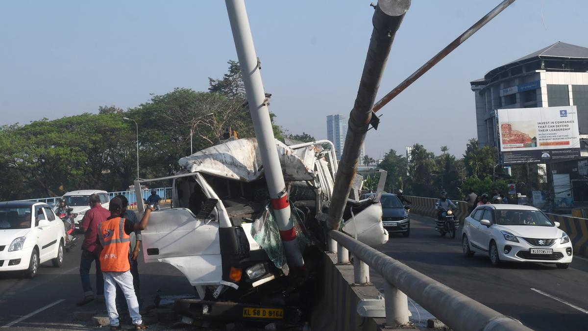 Road safety class mandatory for driving licence applicants in Ernakulam from Dec. 2