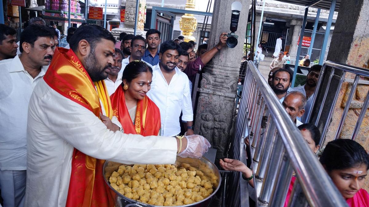 Srikalahasti MLA fulfils election promise on birthday
