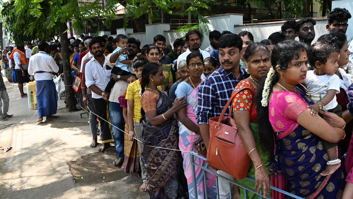 People throng places of worship in Tiruchi