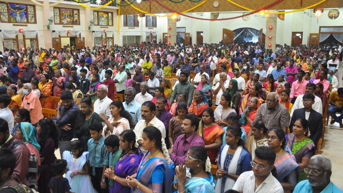 Midnight prayers mark Christmas celebrations