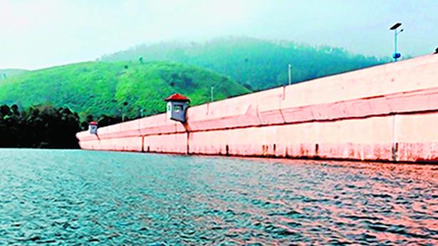 Pinarayi Vijayan asks Stalin’s help to keep Mullaperiyar dam’s water level within safety threshold