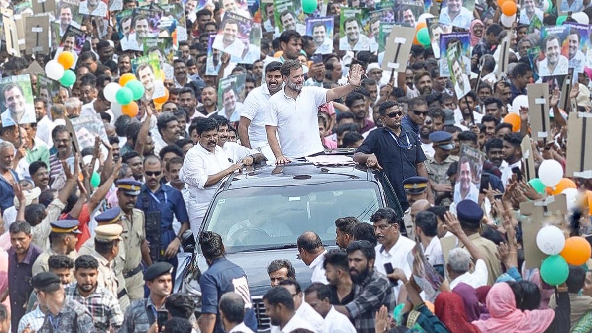 Lok Sabha polls: Early trends from postal ballots in Kerala show tight race between UDF and LDF