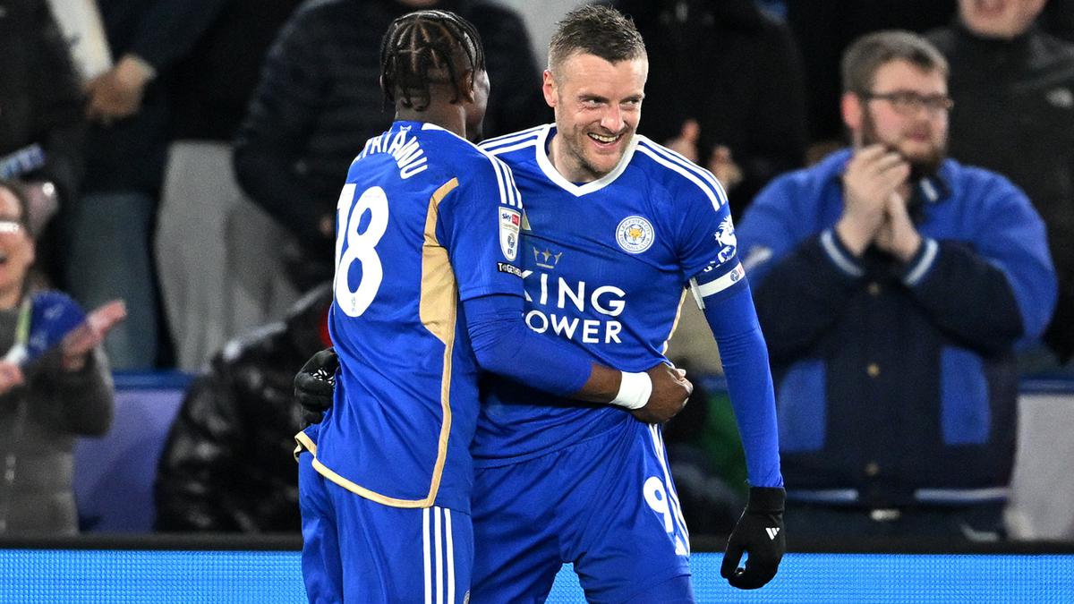 Leicester promoted back to English Premier League